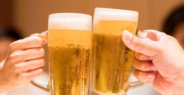 アルコールを避ける